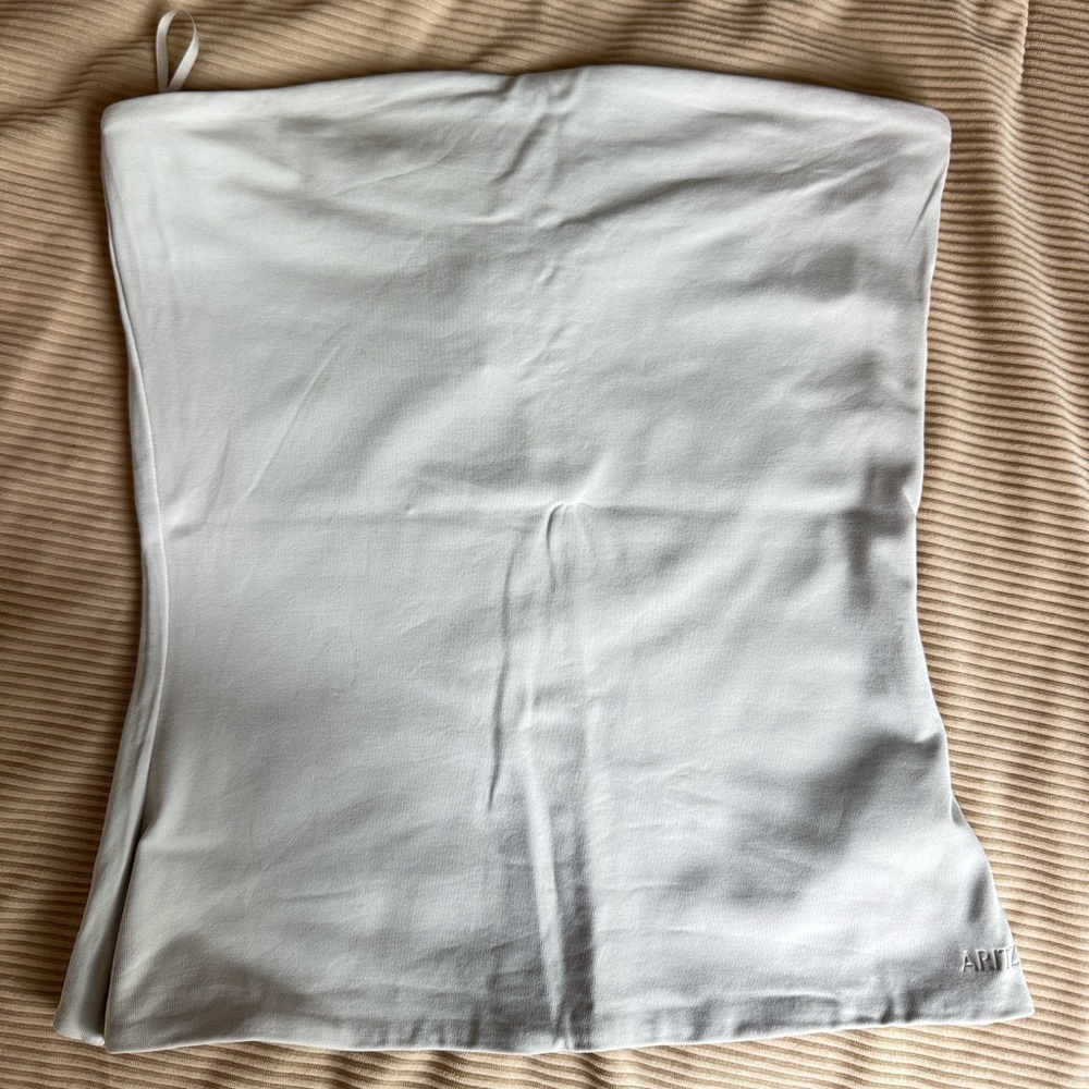 Aritzia Matte Pearl Contour Tube Top